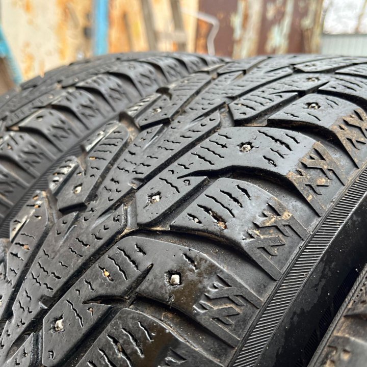 Зима Yokohama IG55 185/65 R15 Диски 4x114.3 D56.6