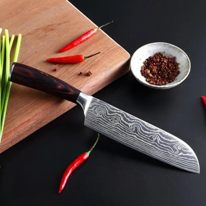 Кухонный нож santoku