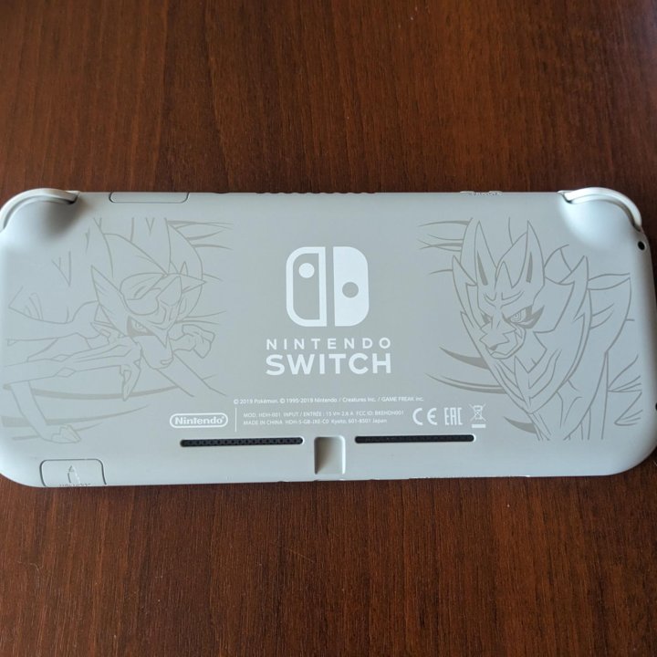 Nintendo Switch Lite Zacian and Zamazenta Edition