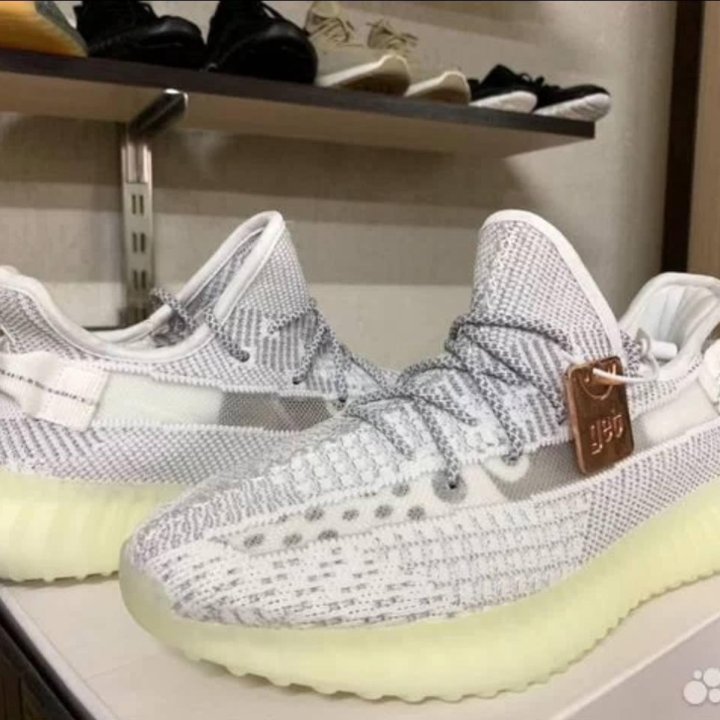 Кроссовки Adidas Yeezy Boost 350