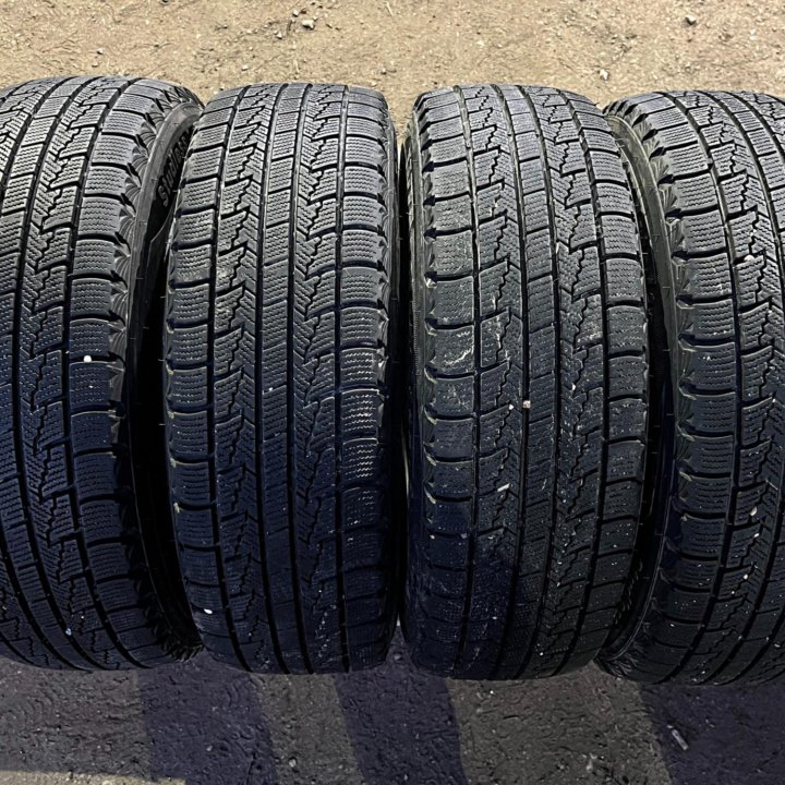 Зима Roadstоnе Winguard Iсе 185/65 R15 88Q