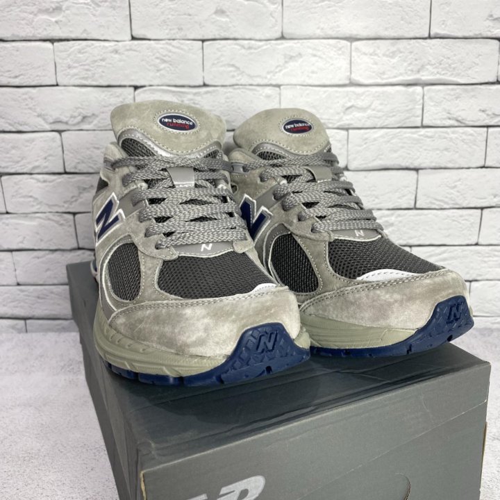 Кроссовки new balance 2002r