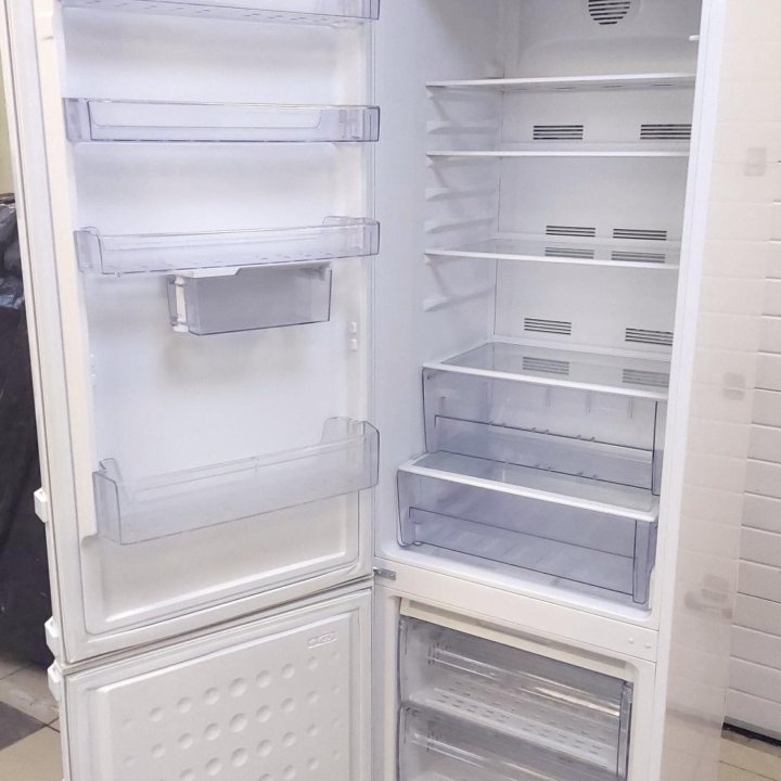 Холодильник BEKO NO FROST
