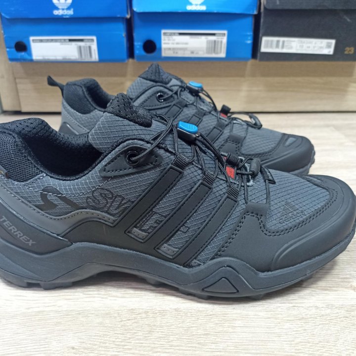 Кроссовки adidas terrex