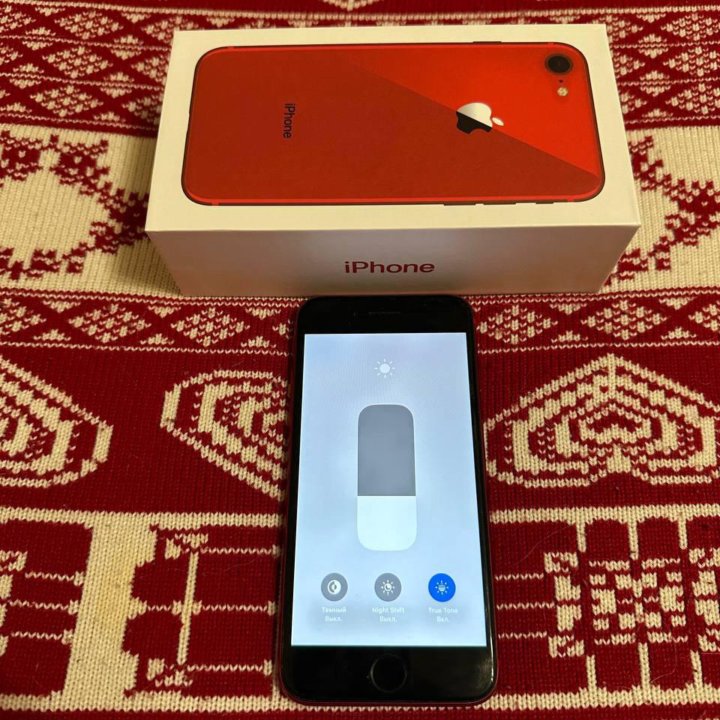 iPhone SE 2020 64 Red