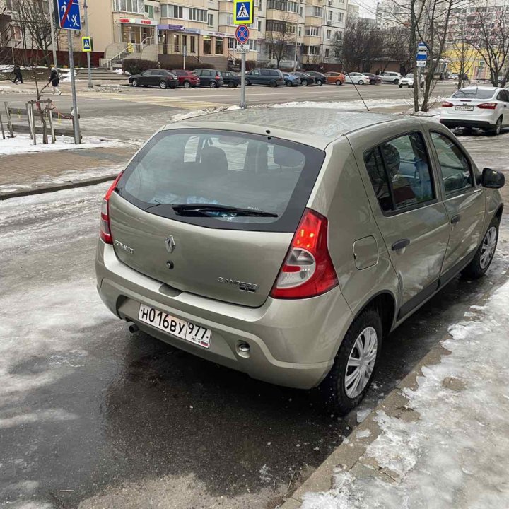 Renault Sandero, 2013