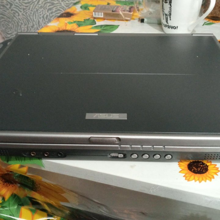 Asus L4000l