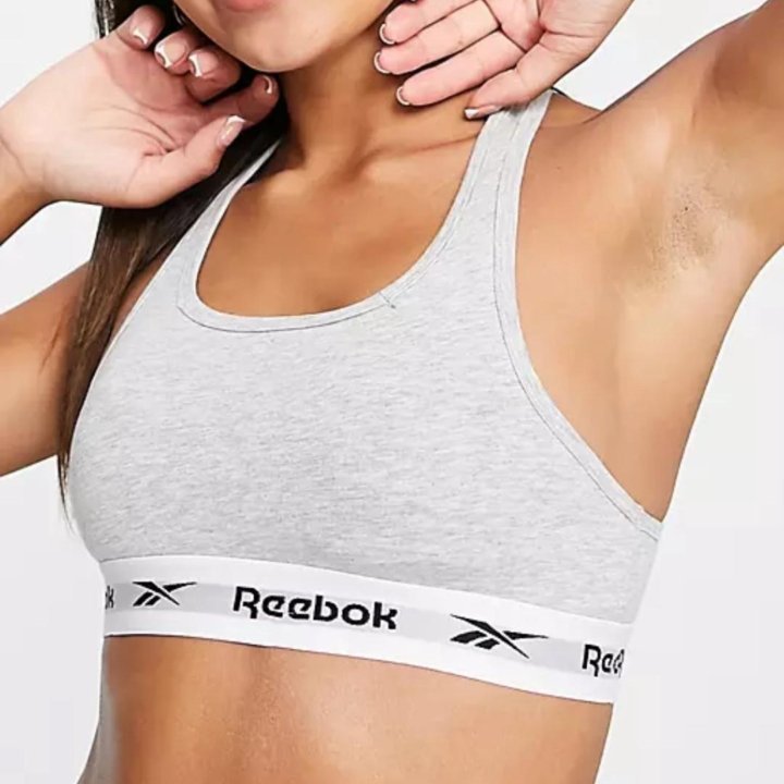 Спортивный топ(бра), новый Reebok