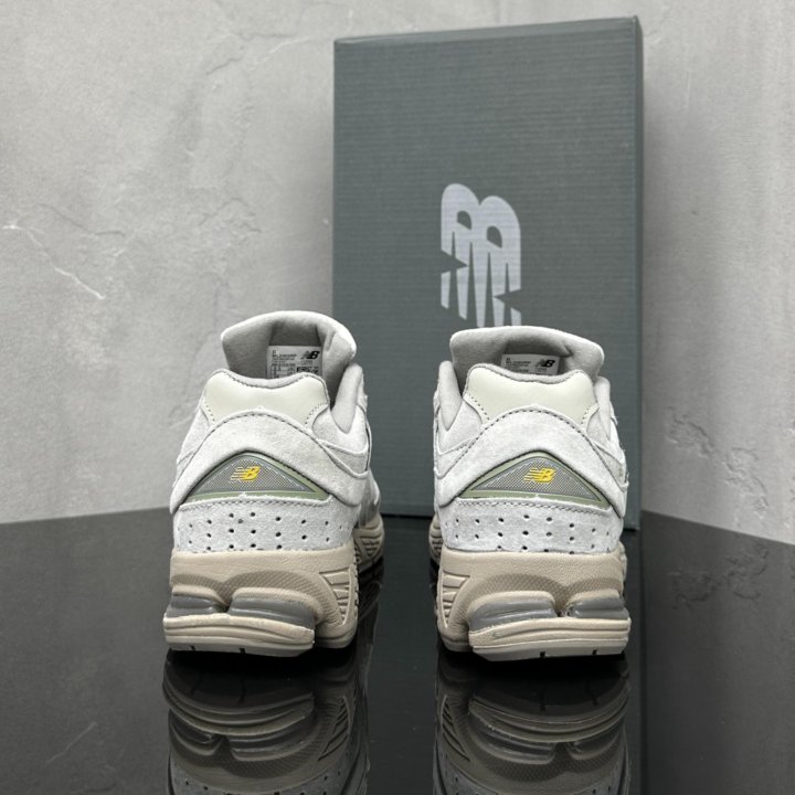 Кроссовки New Balance 2002R Grey