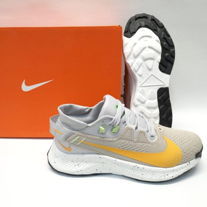 Кроссовки Nike р-ры 35-45 артикул 515072005 бежевы