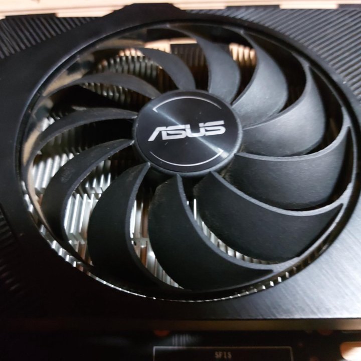 Видеокарта ASUS Phoenix Geforce gtx 1650