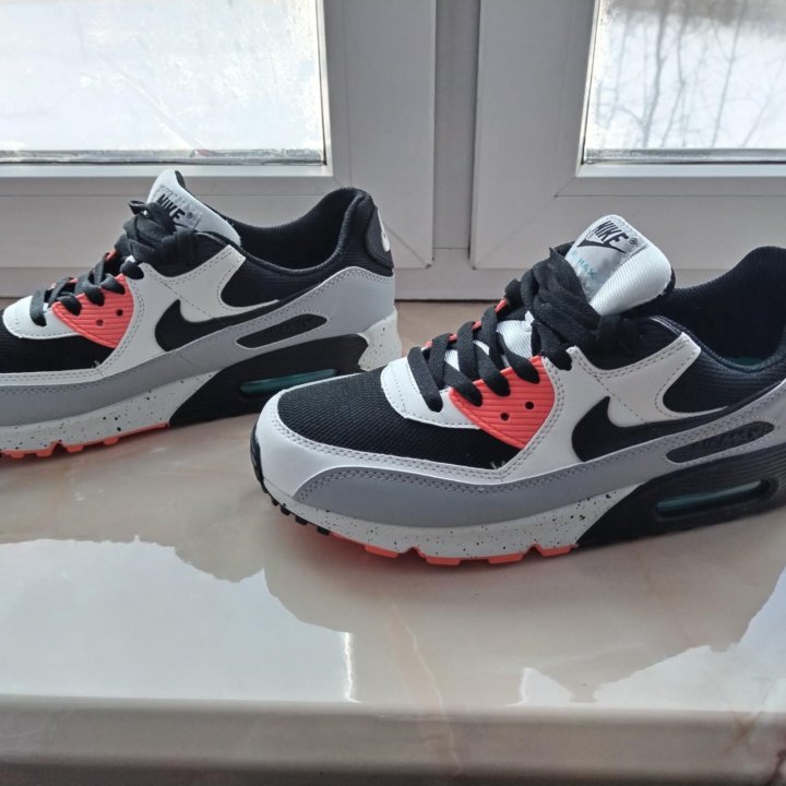 Кроссовки Nike Air Max 90