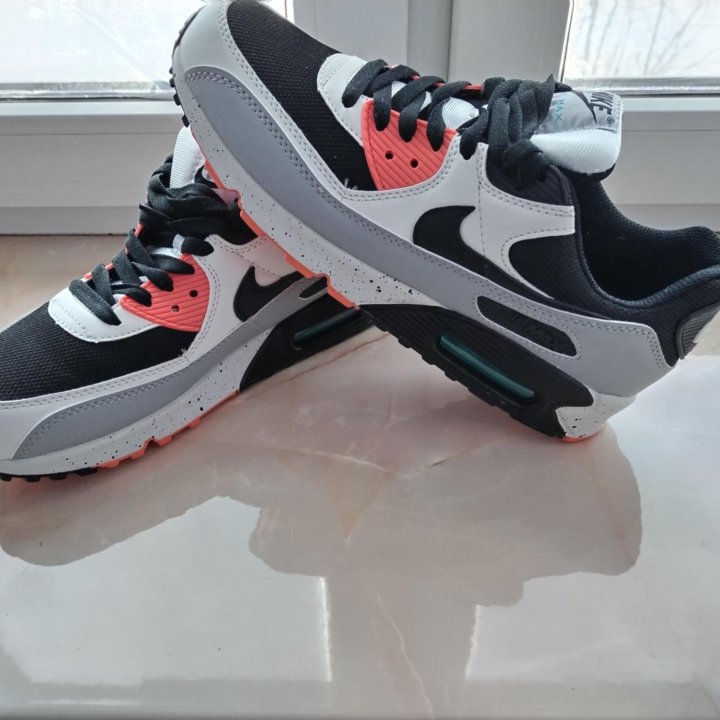 Кроссовки Nike Air Max 90