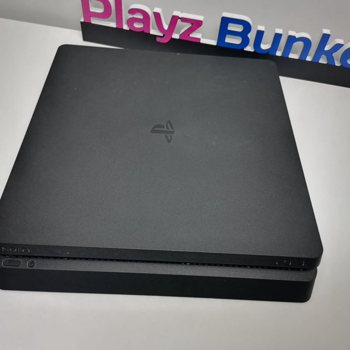 PS4 Slim +2джоя, игры