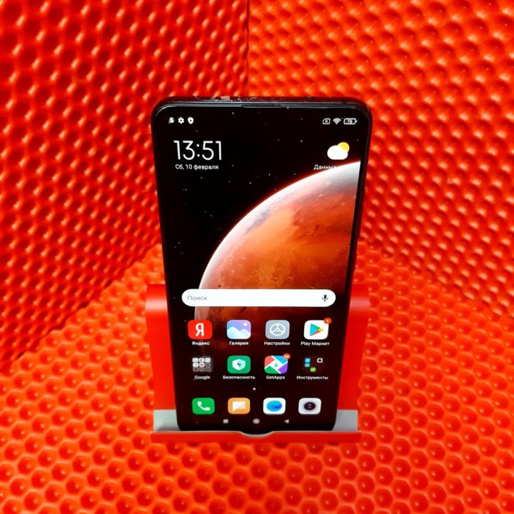 Xiaomi Mi 9, 4/64 ГБ(мл)