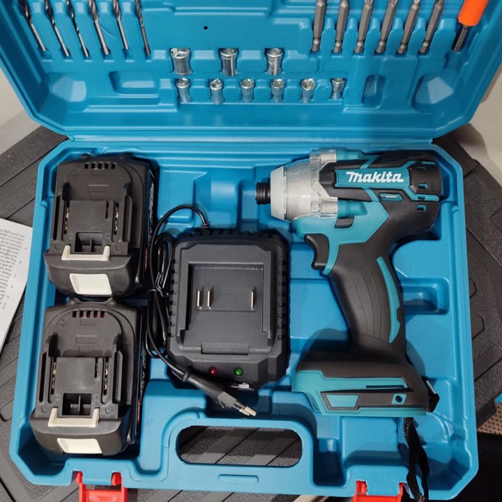 Винтоверт Makita 18В аккумуляторный