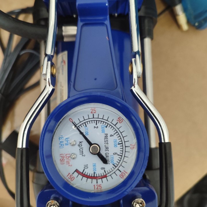 Компрессор автомобильный