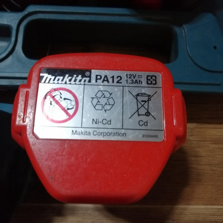 шуруповерт Makita