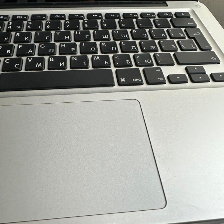 MacBook Pro 13 c 512gb SSD + 16gb ОЗУ, CORE I5 2,5