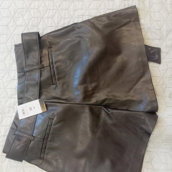 Новые кожаные шорты Calliope размер М (44-46)