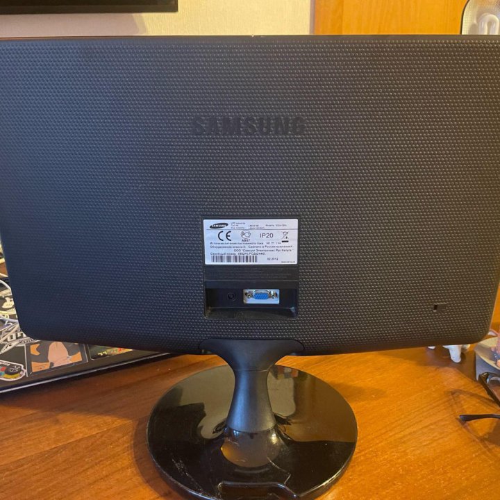 Монитор Samsung LED