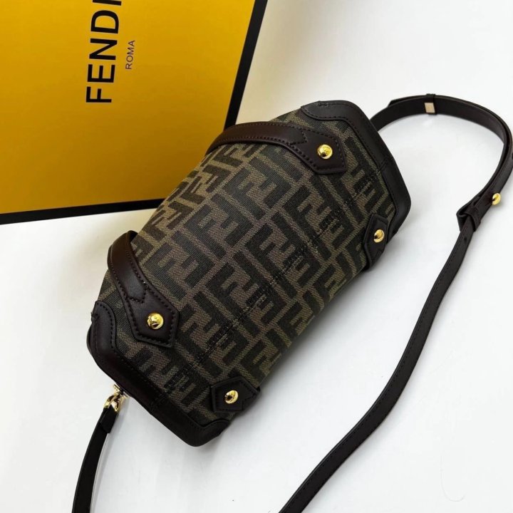 Сумки FENDI 