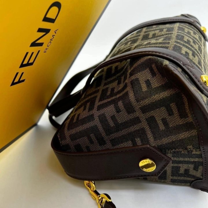 Сумки FENDI 