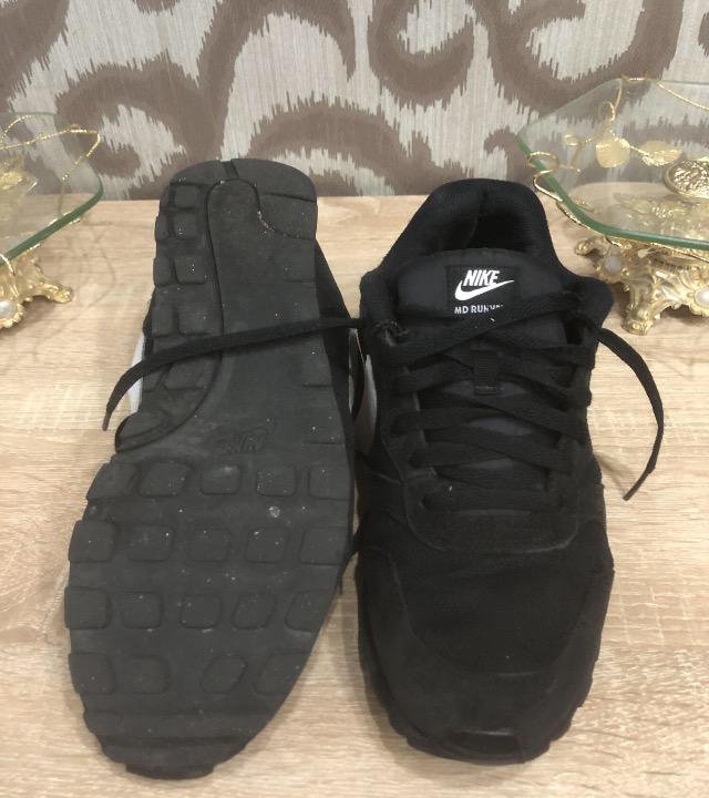 ОРИГИНАЛЬНЫЕ Nike кроссы размер 41-41,5