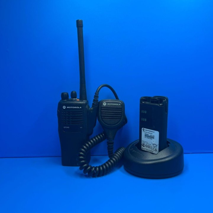 Рация motorola GP340