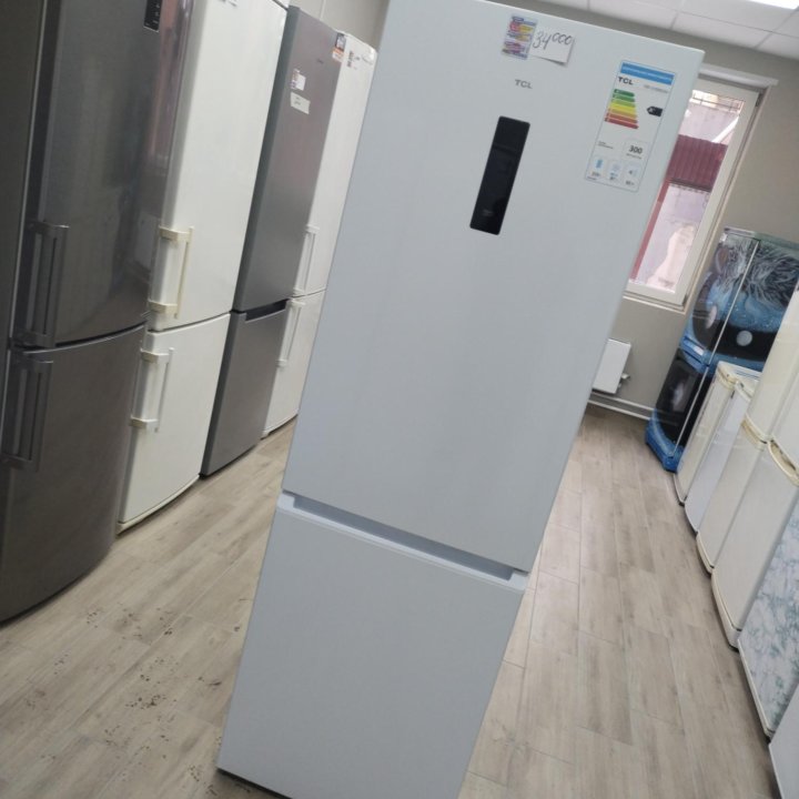 Новые и б/у- есть- холодильник -много
