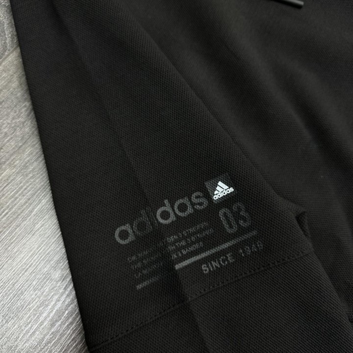 Спортивный костюм Adidas