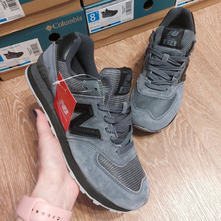 Кроссовки мужские New Balance 574 серые замшевые