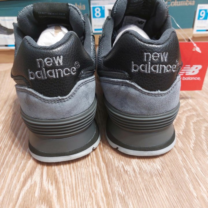 Кроссовки мужские New Balance 574 серые замшевые