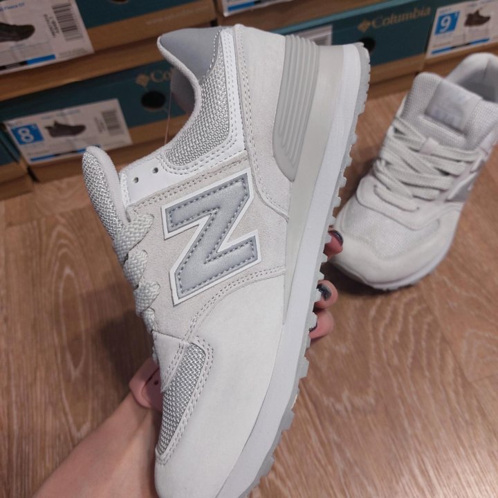 Кроссовки женские New Balance 574 светлые