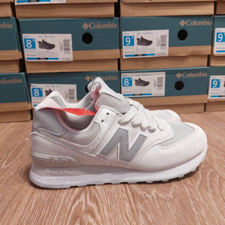 Кроссовки женские New Balance 574 светлые