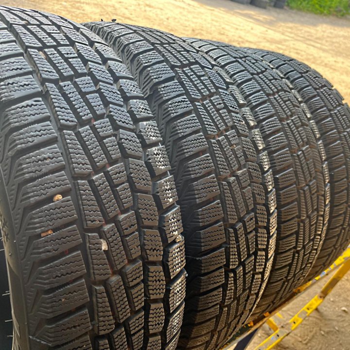 Зима Viаtti Вrinа V-521 185/65 R15 88T 3 месяца