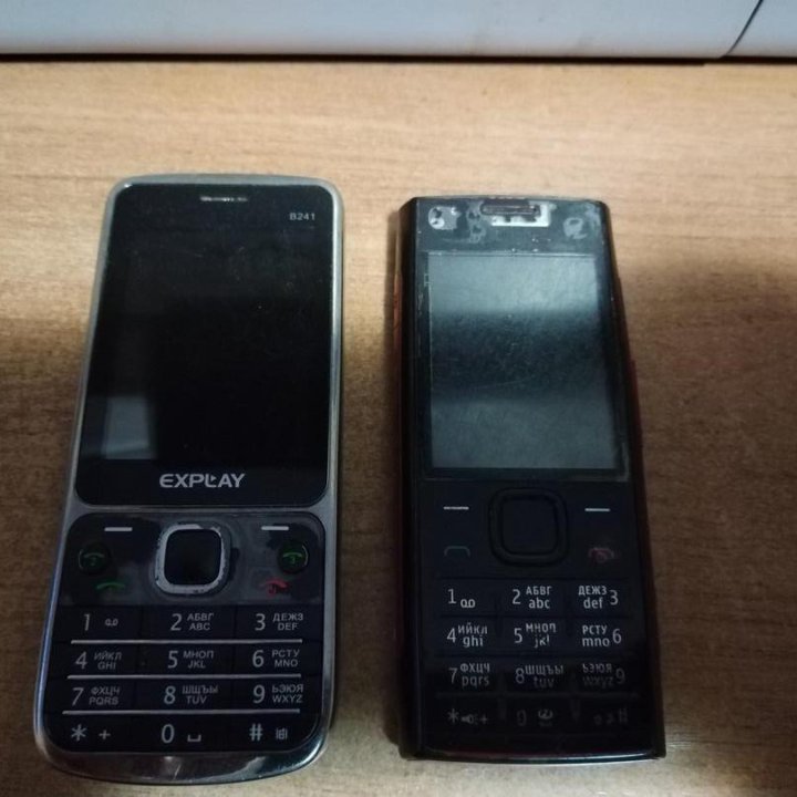Мобильные телефоны Explay B241 и Nokia X2