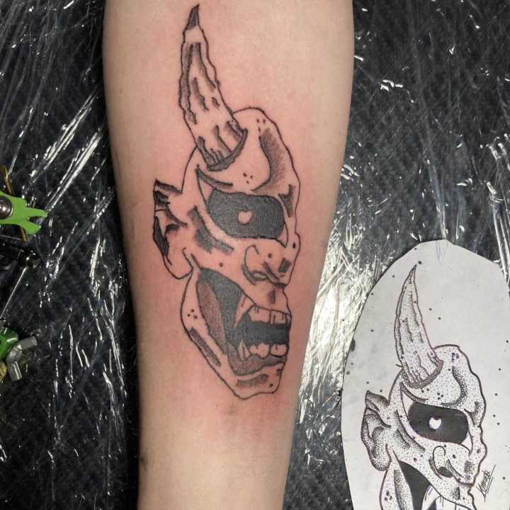 Тату мастер