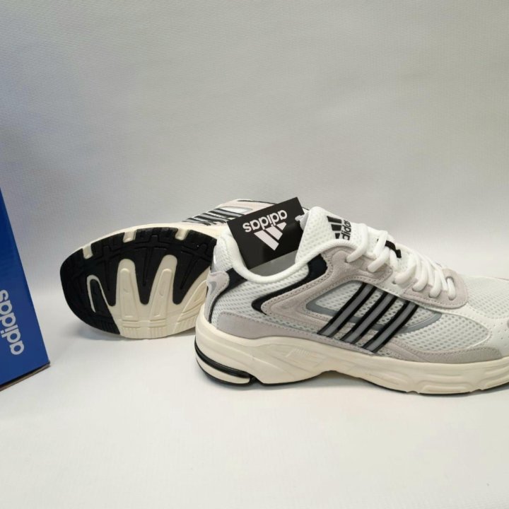 Кроссовки Adidas артикул 1059 белые