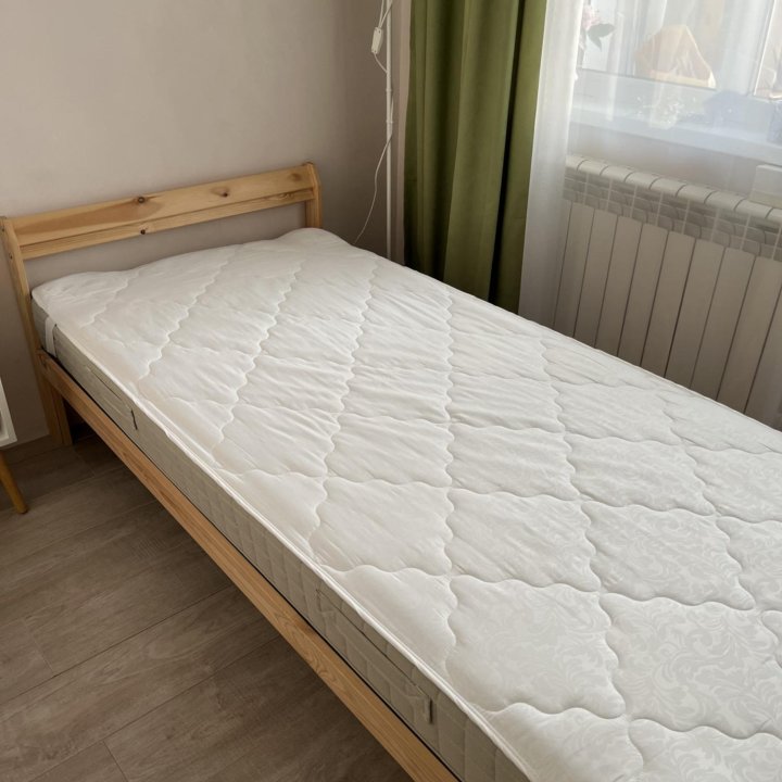 Кровать IKEA 90х200