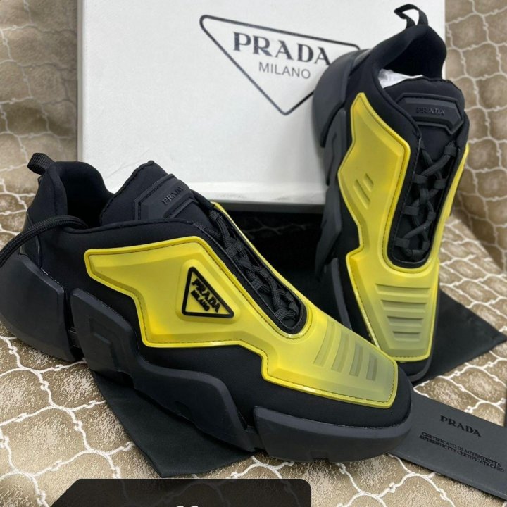 Кроссовки Prada