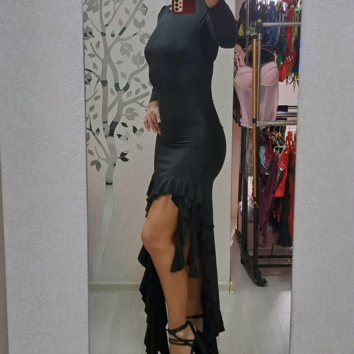 Вечернее платье