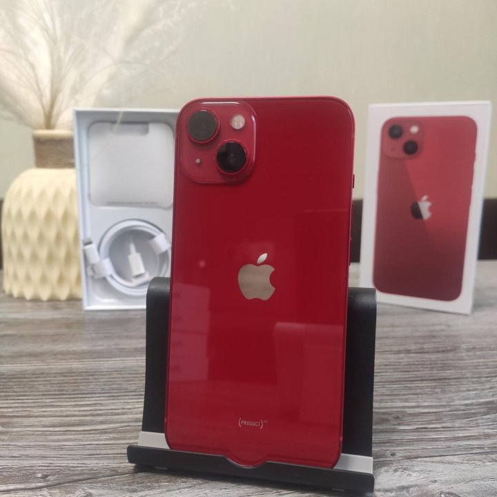 iPhone 13 256гб red