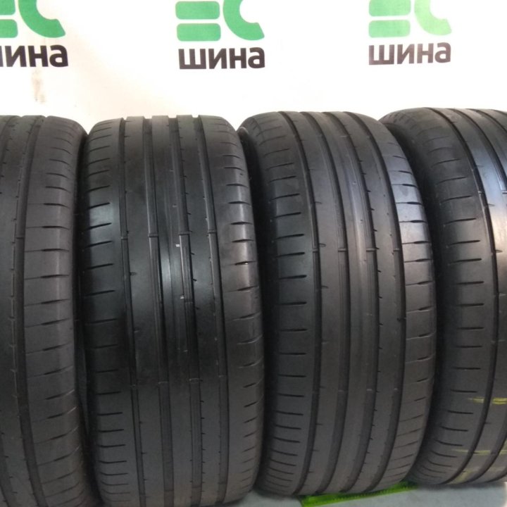 225/40/18 комплект шин б/у Dunlop 225 40 R18