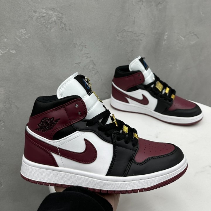 Кроссовки Nike Air Jordan 1 Mid Maroon Black