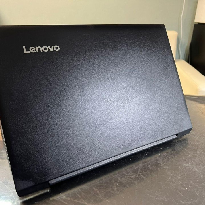 LENOVO V110, CORE I3 6006u/4gb/500gb/2gb Intel hd5