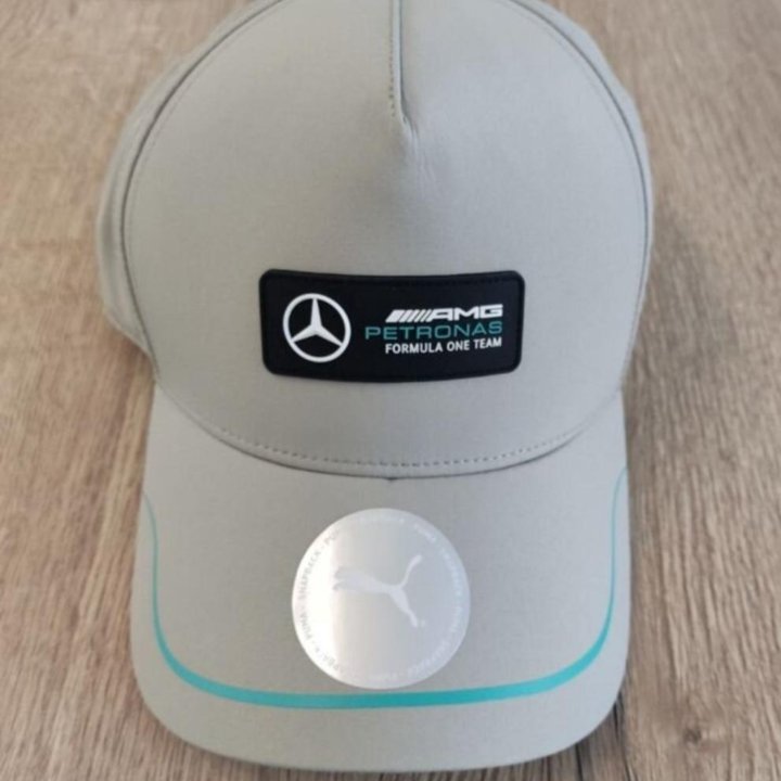 Бейсболки Puma Mercedes F1. Разные цвета.