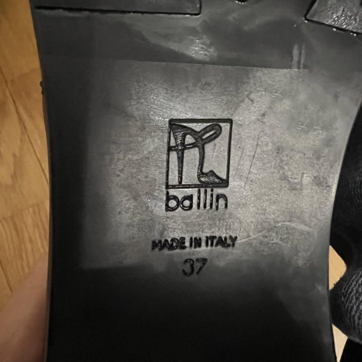 Туфли женские Ballin, 37 р., натур. кожа новые