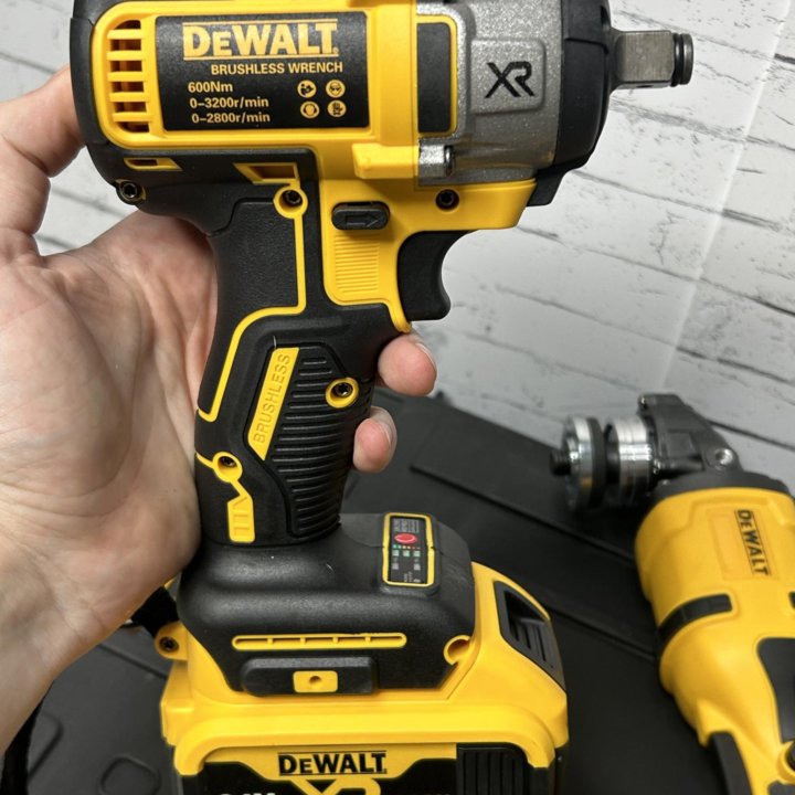 Dewalt набор 2в1