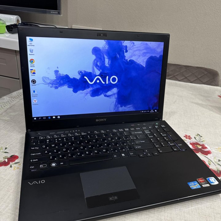 Мощный Sony Vaio VPCSE15 Core i7/6/640/FHD/15.6